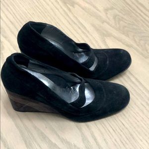 Taryn Rose wedge heel slip on suede shoes